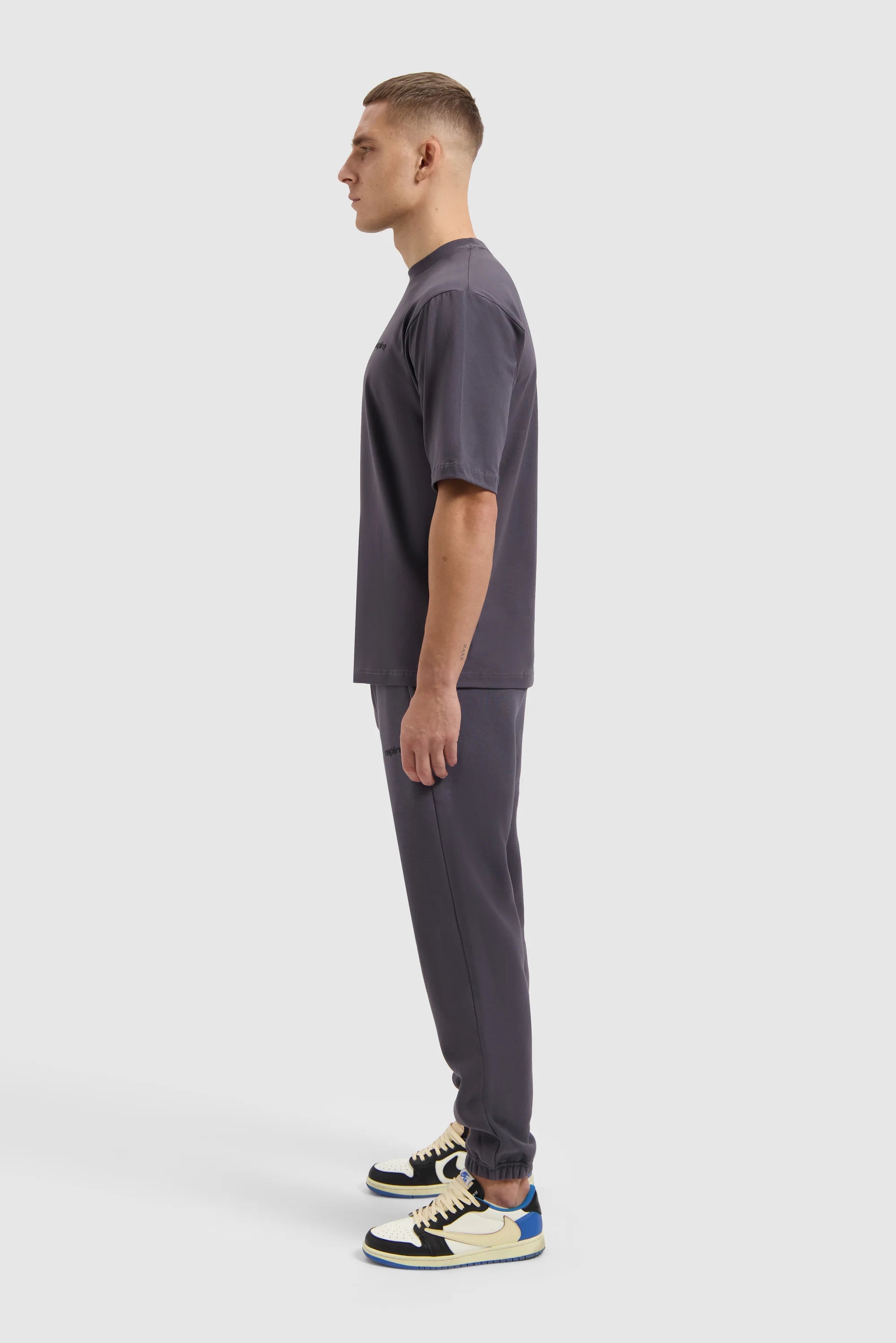 Lifestyle T-shirt - Dark Grey