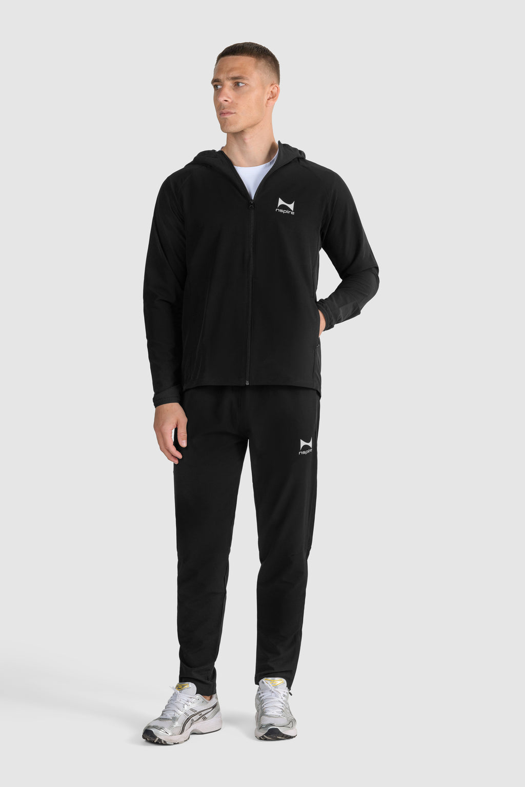 Performance Tracksuit – Black