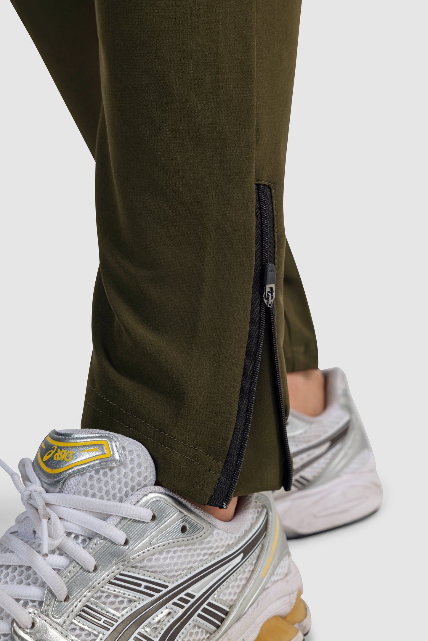 Performance Track Suit – Army green